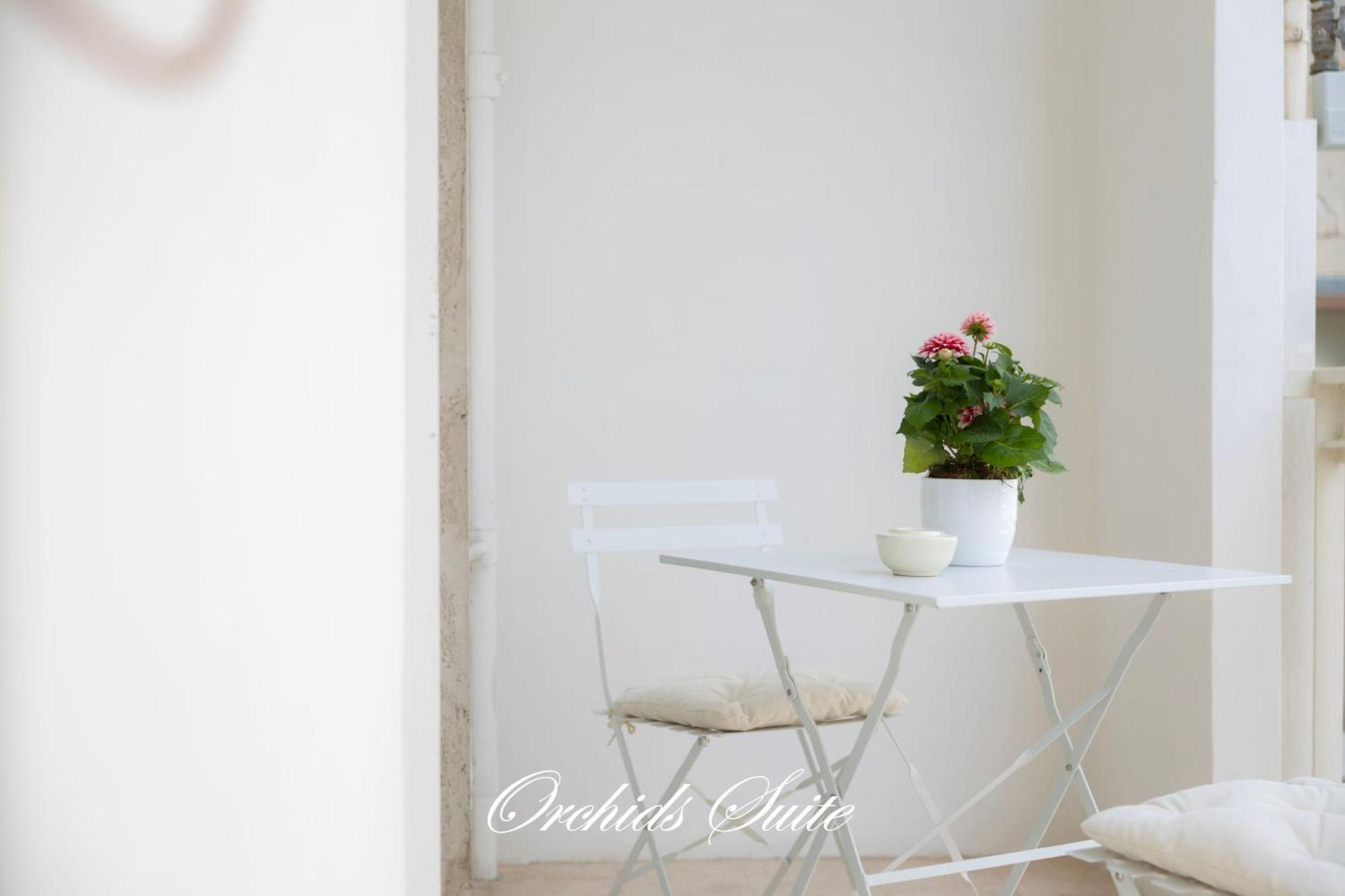 Orchids Suite Bari Esterno foto