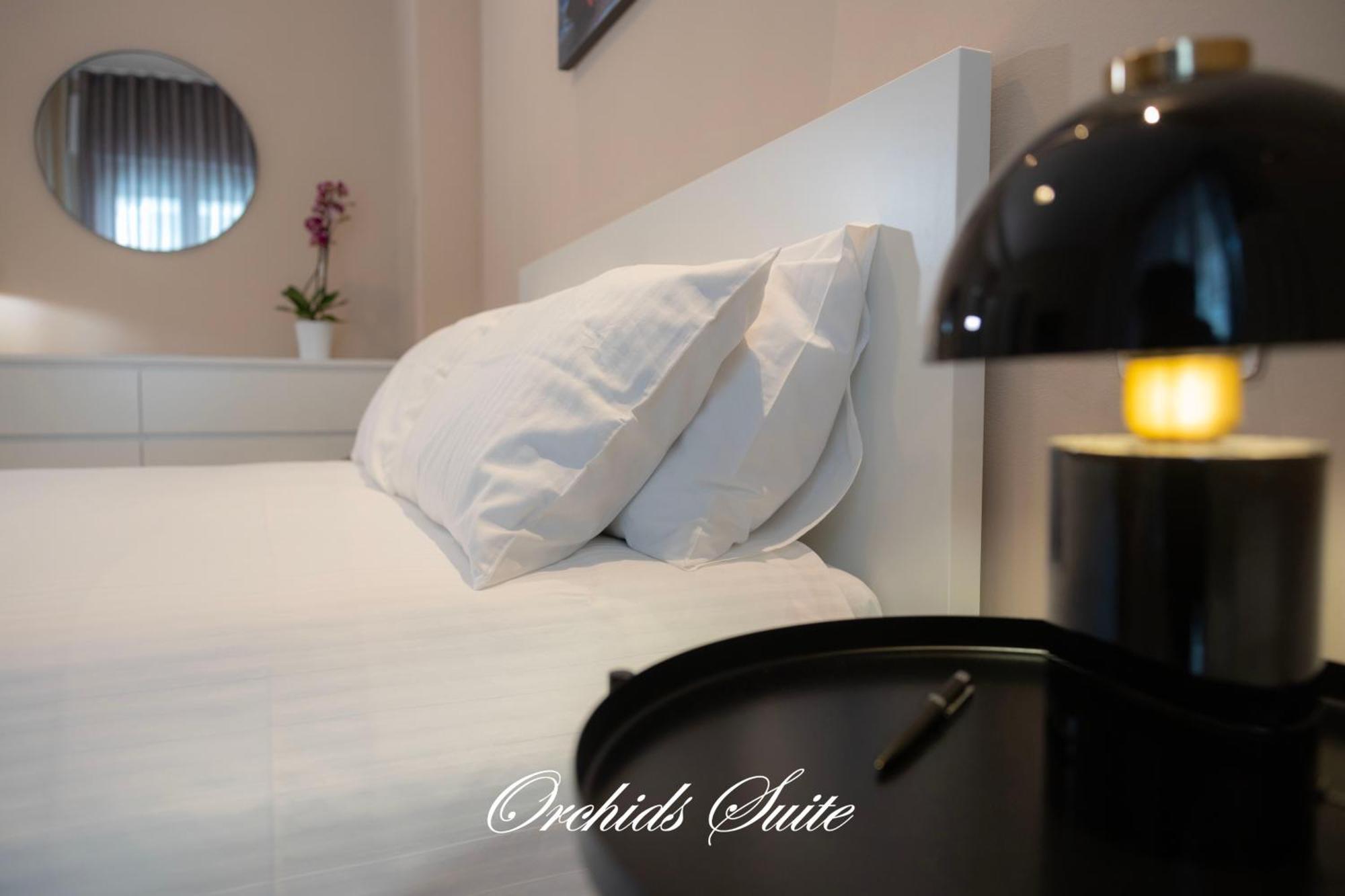 Orchids Suite Bari Esterno foto